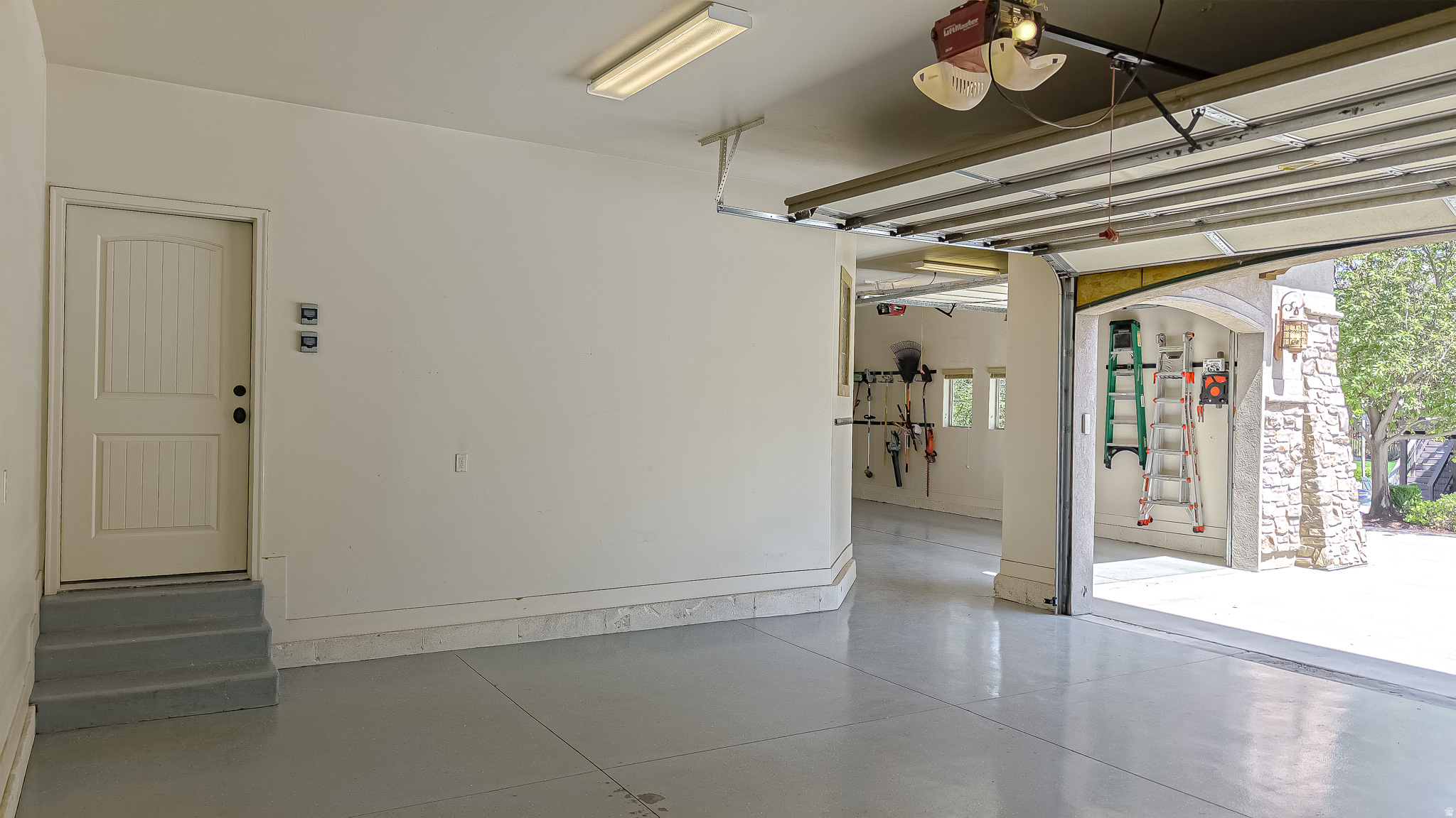 HARVEST RIDGE - Residential