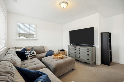Tiny photo for 4128 E SUN CREST DR, Eagle Mountain, UT 84005 (MLS # 2162983)
