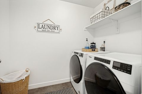 Tiny photo for 4128 E SUN CREST DR, Eagle Mountain, UT 84005 (MLS # 2162983)