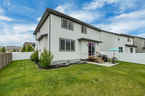 Tiny photo for 4128 E SUN CREST DR, Eagle Mountain, UT 84005 (MLS # 2162983)