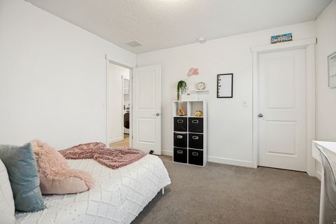 Tiny photo for 4128 E SUN CREST DR, Eagle Mountain, UT 84005 (MLS # 2162983)