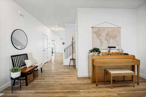 Tiny photo for 4128 E SUN CREST DR, Eagle Mountain, UT 84005 (MLS # 2162983)
