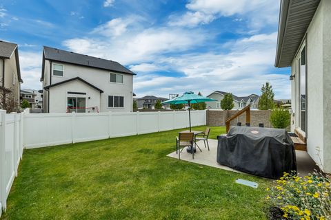 Tiny photo for 4128 E SUN CREST DR, Eagle Mountain, UT 84005 (MLS # 2162983)