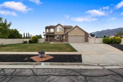 Tiny photo for 2028 MORNINGSIDE DR W, Farmington, UT 84025 (MLS # 2158072)