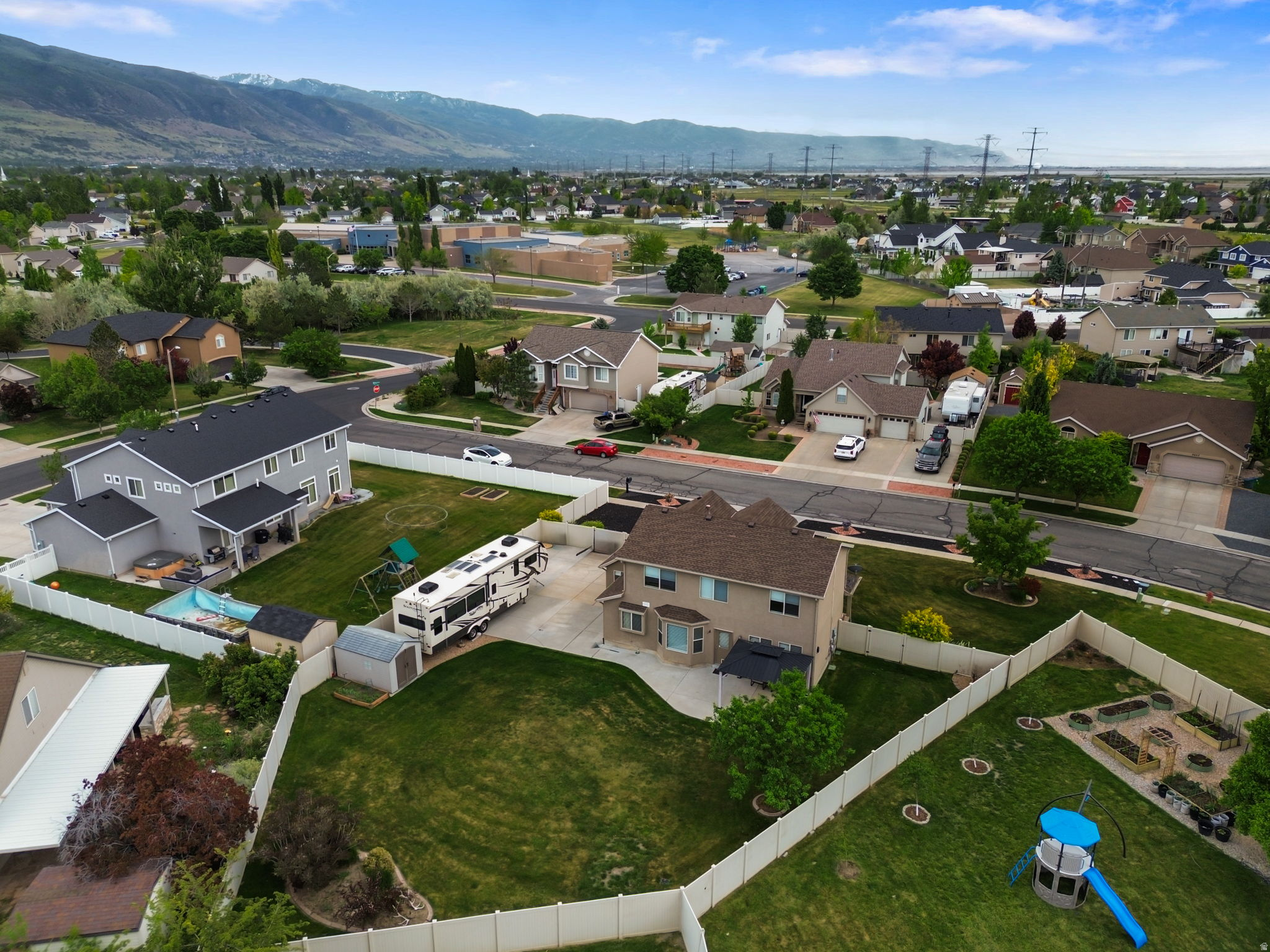 FARMINGTON RANCHES - Residential