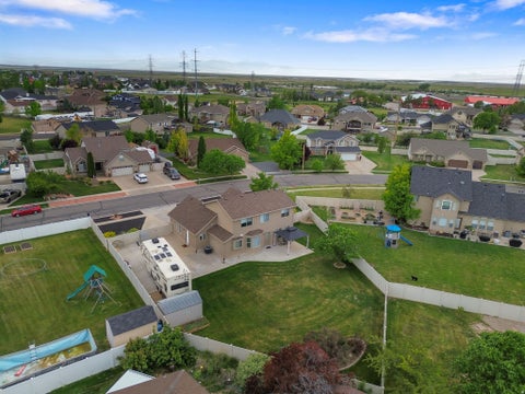 Tiny photo for 2028 MORNINGSIDE DR W, Farmington, UT 84025 (MLS # 2158072)