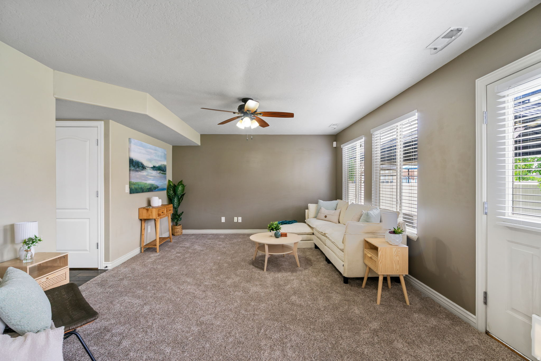 FARMINGTON RANCHES - Residential