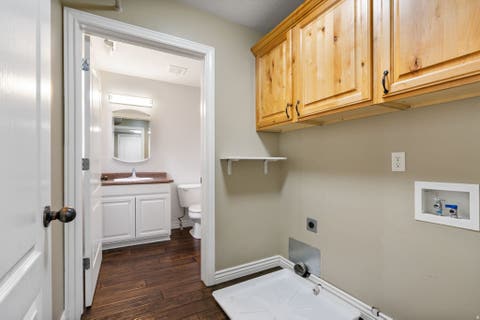 Tiny photo for 2028 MORNINGSIDE DR W, Farmington, UT 84025 (MLS # 2158072)