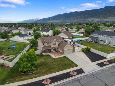 Tiny photo for 2028 MORNINGSIDE DR W, Farmington, UT 84025 (MLS # 2158072)