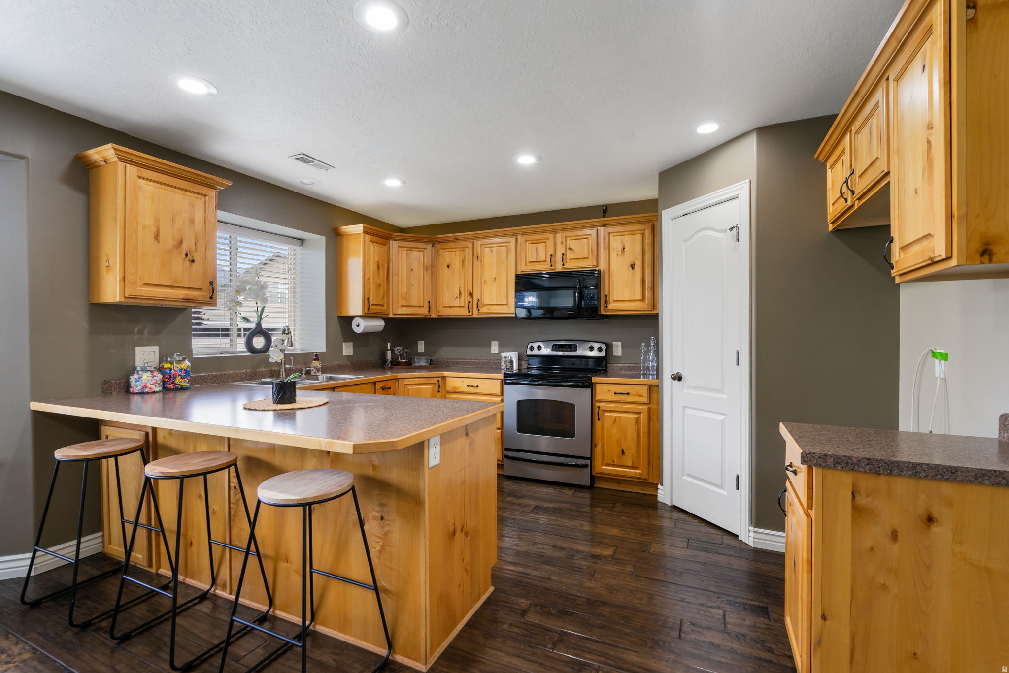 FARMINGTON RANCHES - Residential