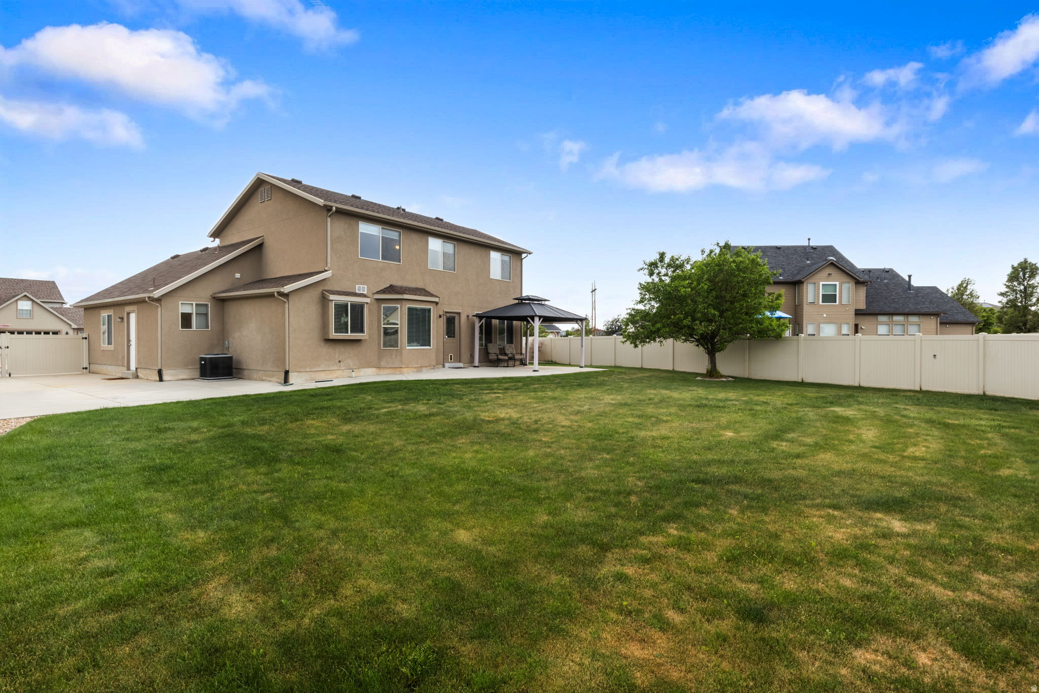 FARMINGTON RANCHES - Residential