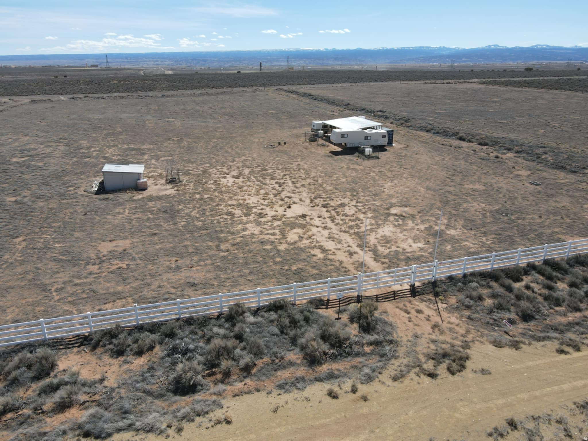 KNIGHT RANCHES - Land