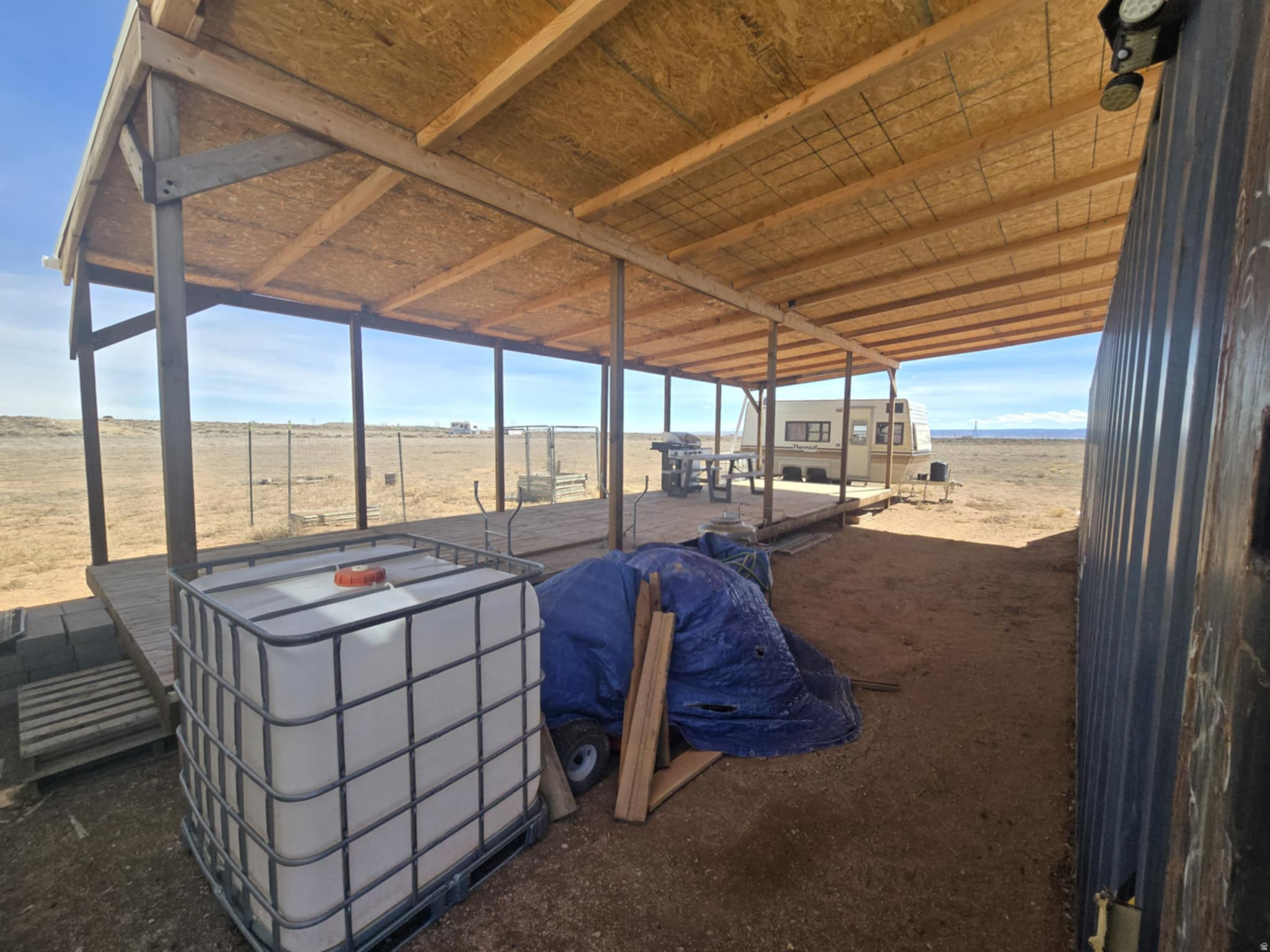 KNIGHT RANCHES - Land