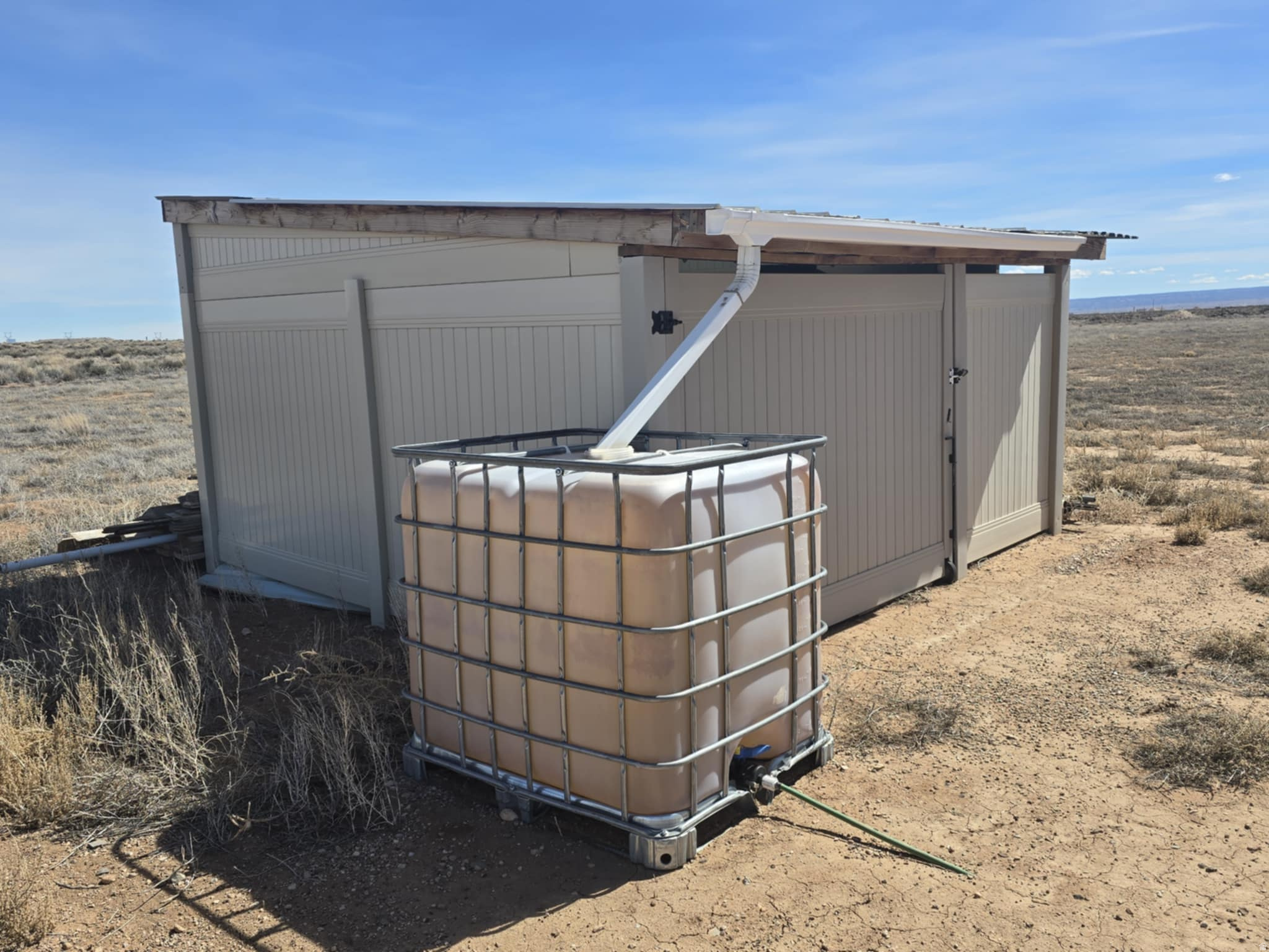 KNIGHT RANCHES - Land