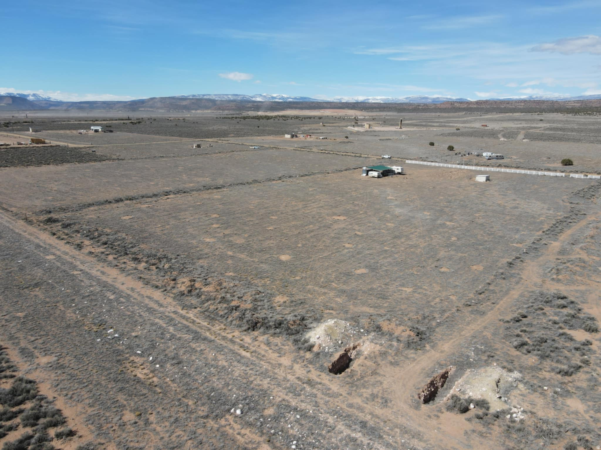 KNIGHT RANCHES - Land