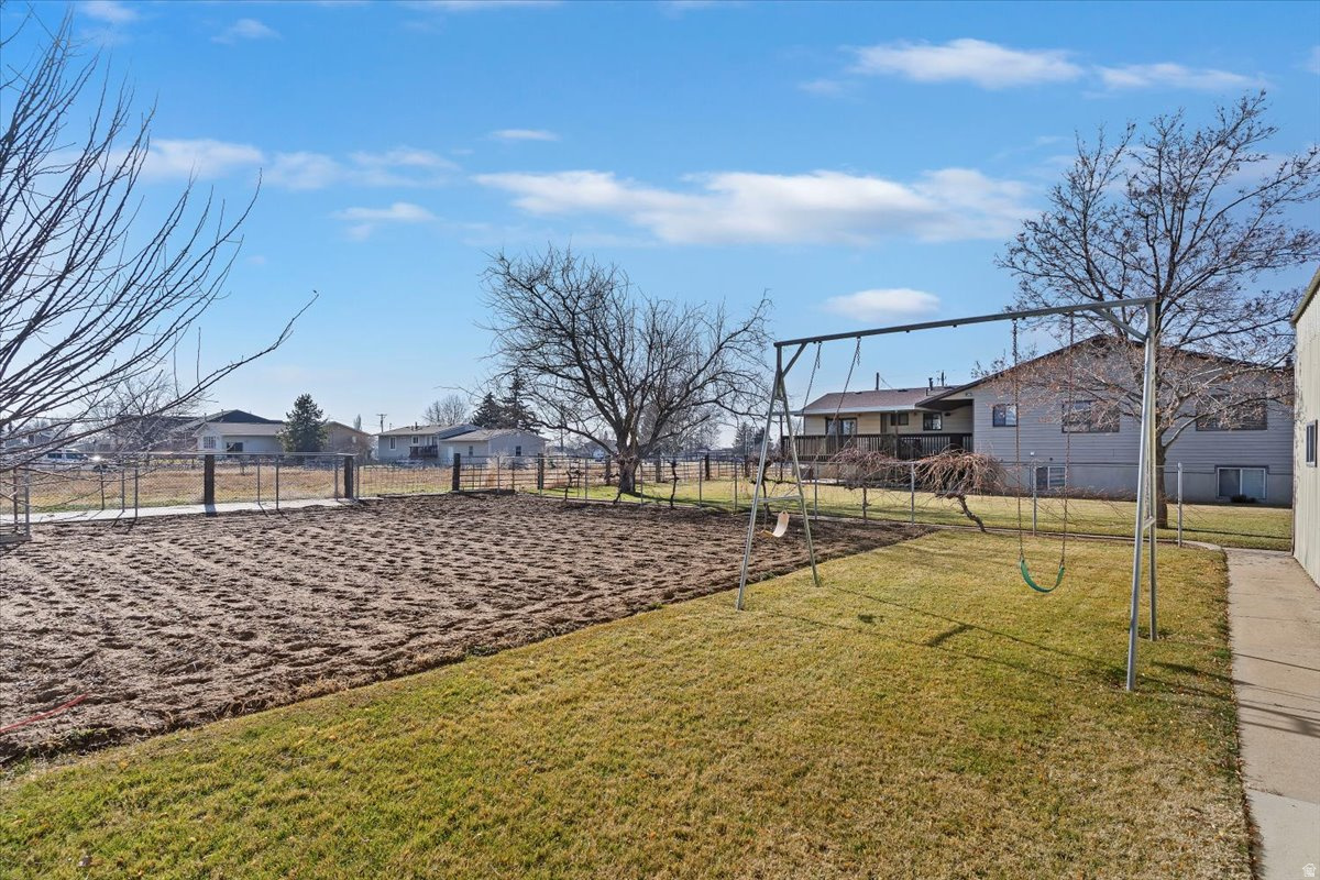 HENRY OLESON - Residential