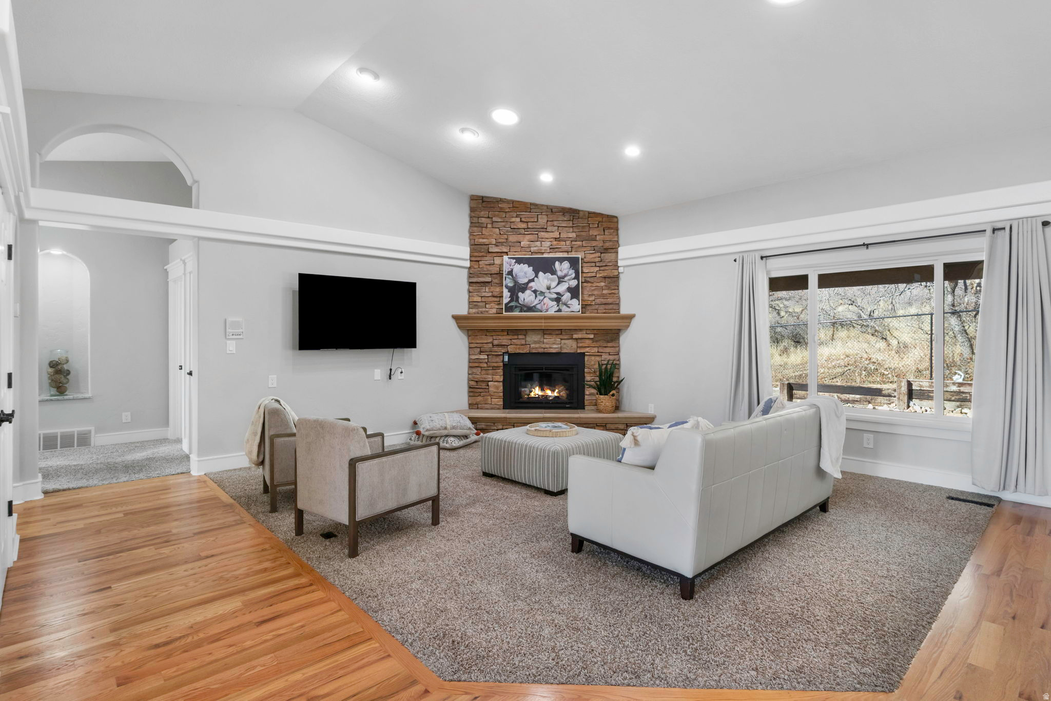 SPRING OAKS - Residential