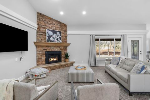 Tiny photo for 2080 SPRING OAKS DR, Springville, UT 84663 (MLS # 2135455)