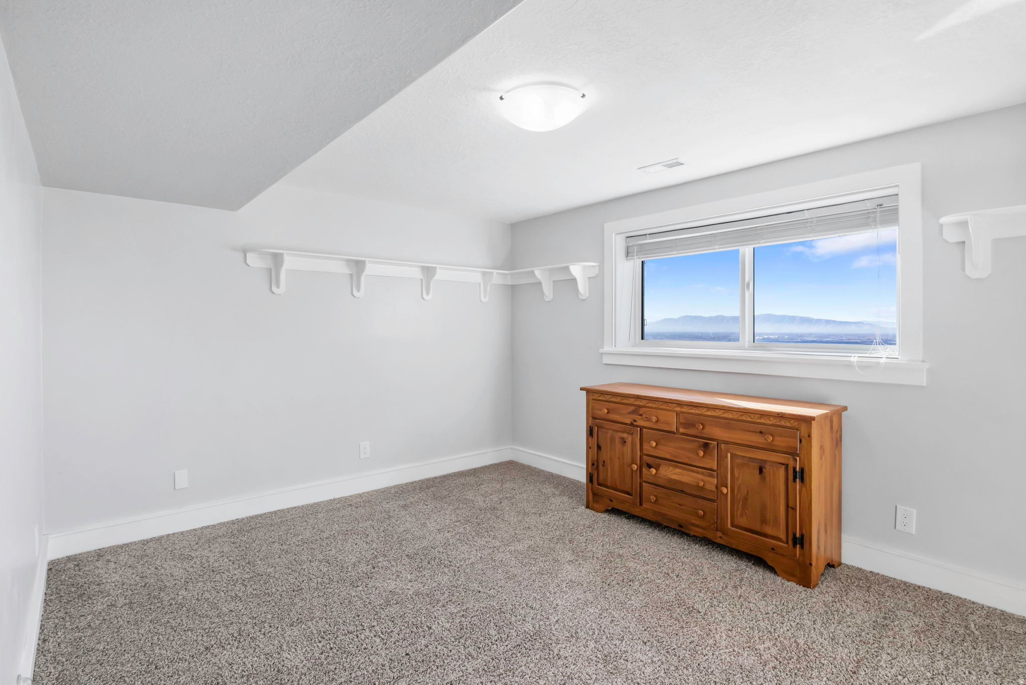 SPRING OAKS - Residential