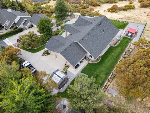 Tiny photo for 2080 SPRING OAKS DR, Springville, UT 84663 (MLS # 2135455)