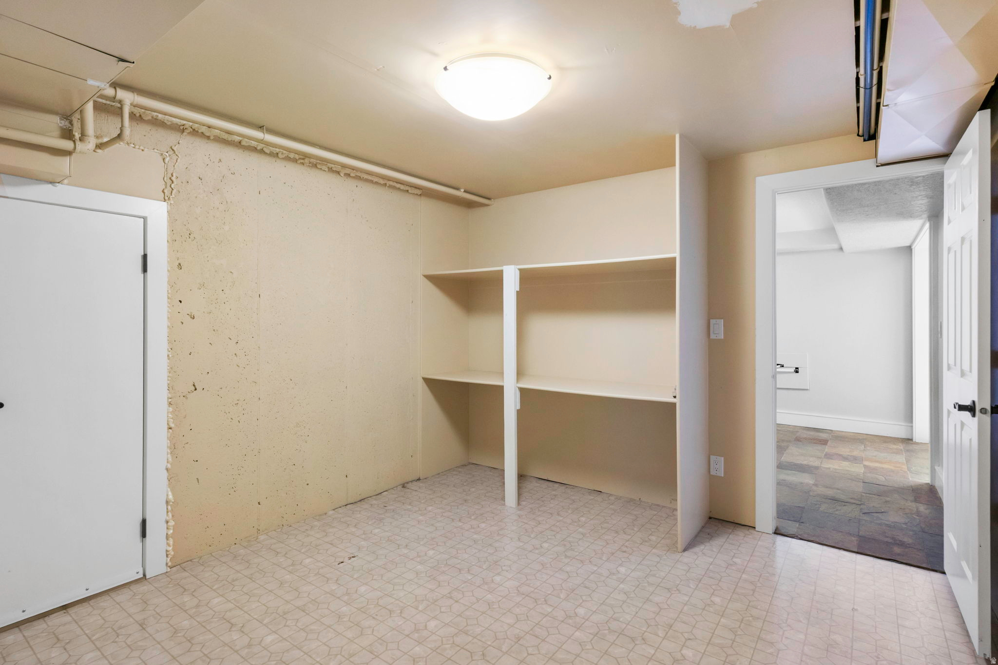 SPRING OAKS - Residential