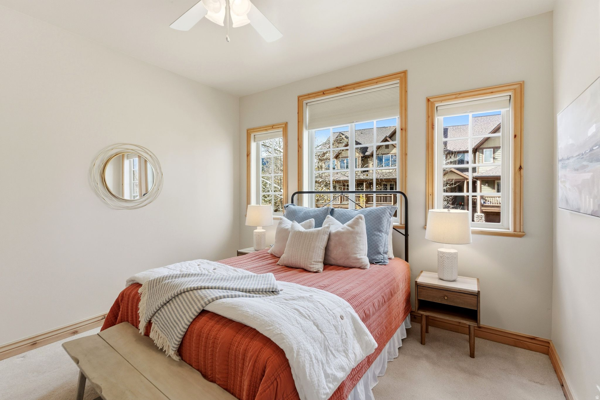 CANYON LINKS - Residential