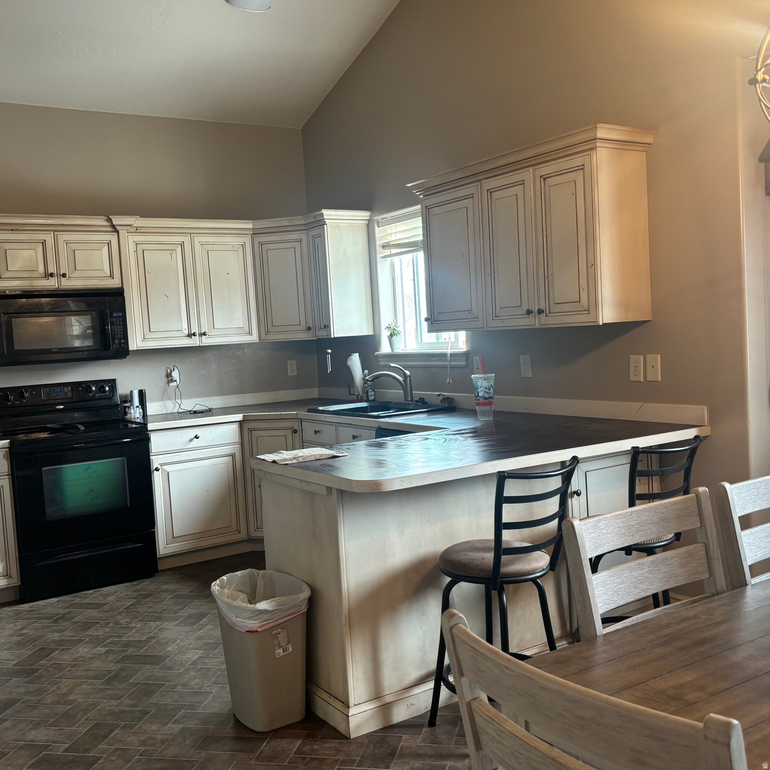 LIBERTY ESTATES - Residential