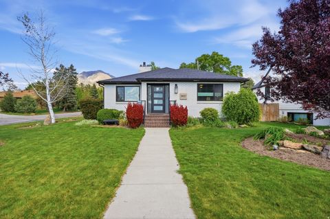 Photo of 3657 S 2455 E, Salt Lake City, UT 84109 (MLS # 2152553)