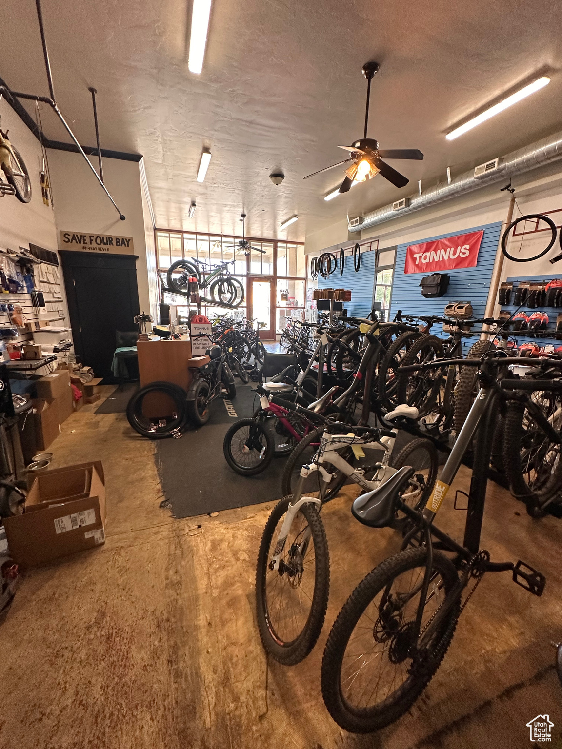 BOULDER ADDITION - Commercial Sale