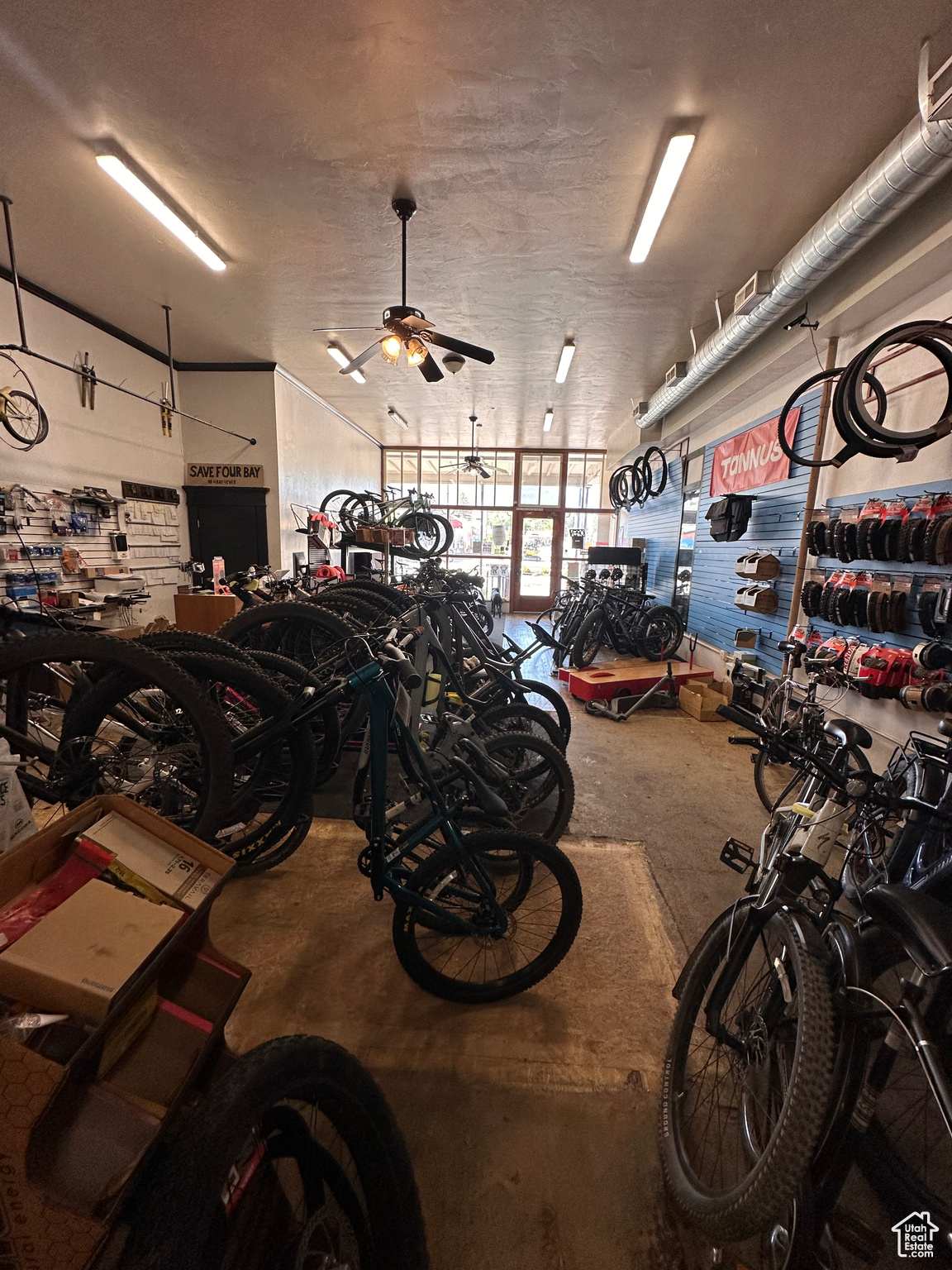 BOULDER ADDITION - Commercial Sale