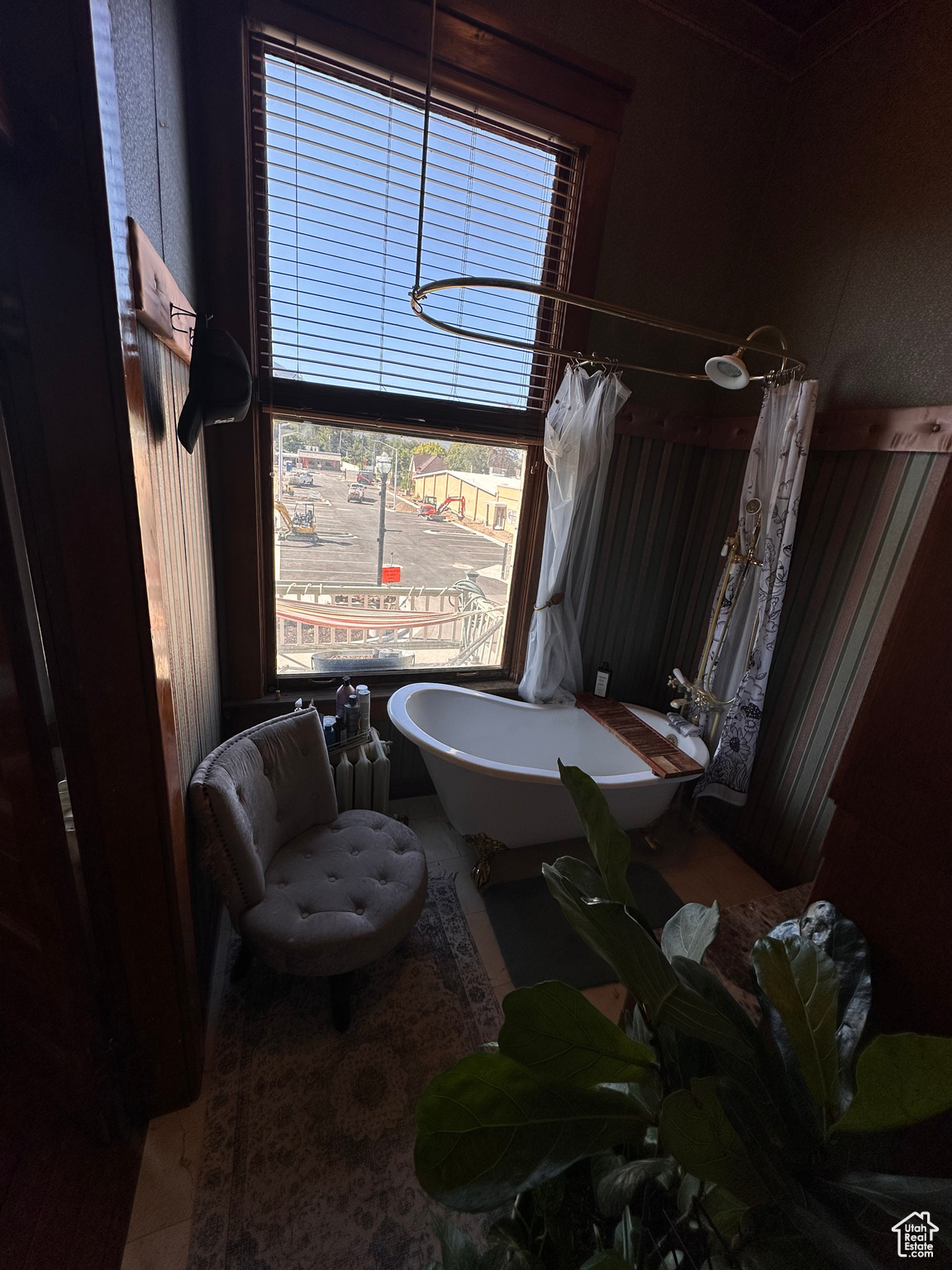 BOULDER ADDITION - Commercial Sale