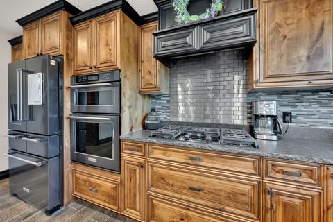 Tiny photo for 9298 N DEERFIELD CIR, Eagle Mountain, UT 84005 (MLS # 2142692)
