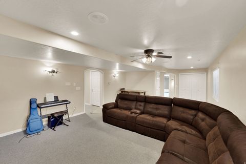 Tiny photo for 9298 N DEERFIELD CIR, Eagle Mountain, UT 84005 (MLS # 2142692)
