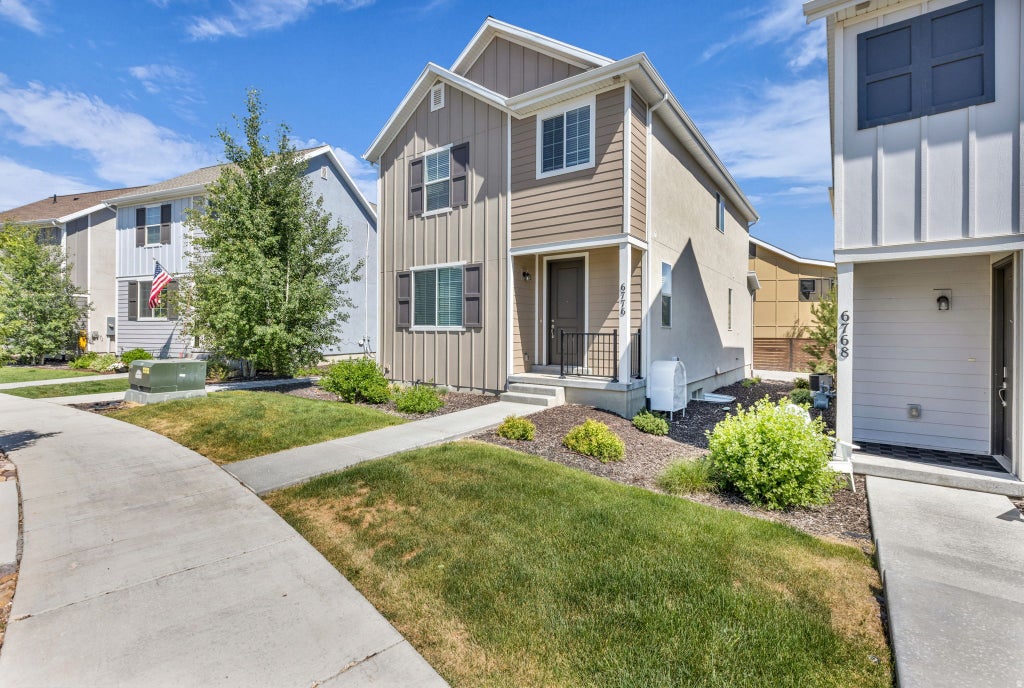 Photo of 6776 SILVER CREEK DR, Park City, UT 84098 (MLS # 2167984)