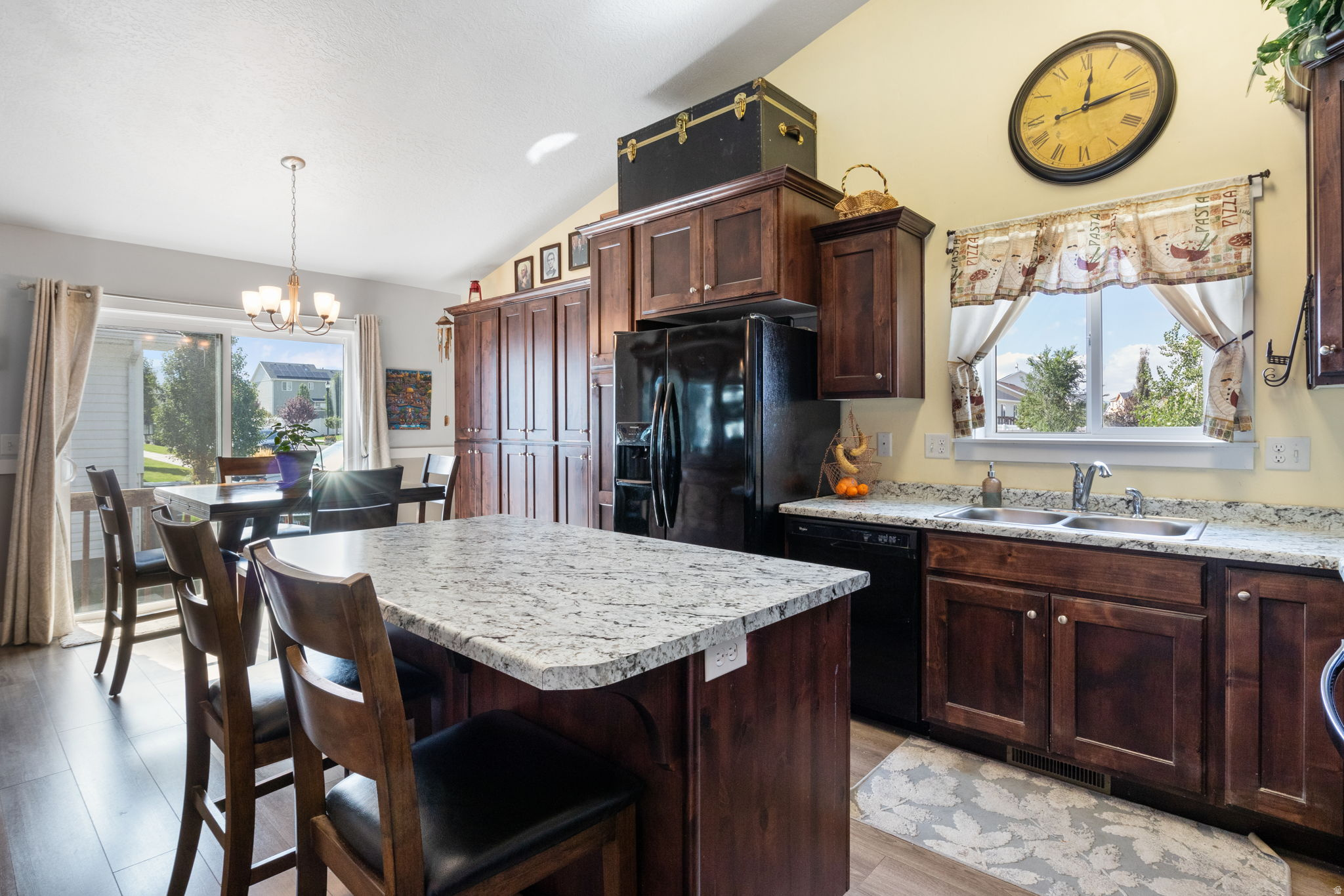 THE ORCHARDS - Residential