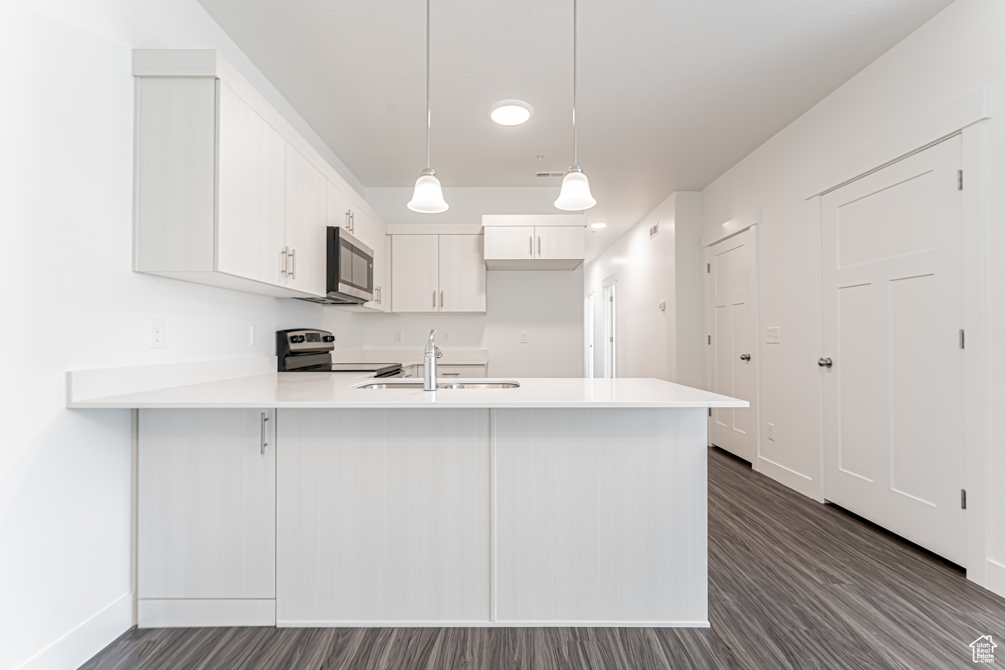 MOUNTAIN RIDGE - Residential