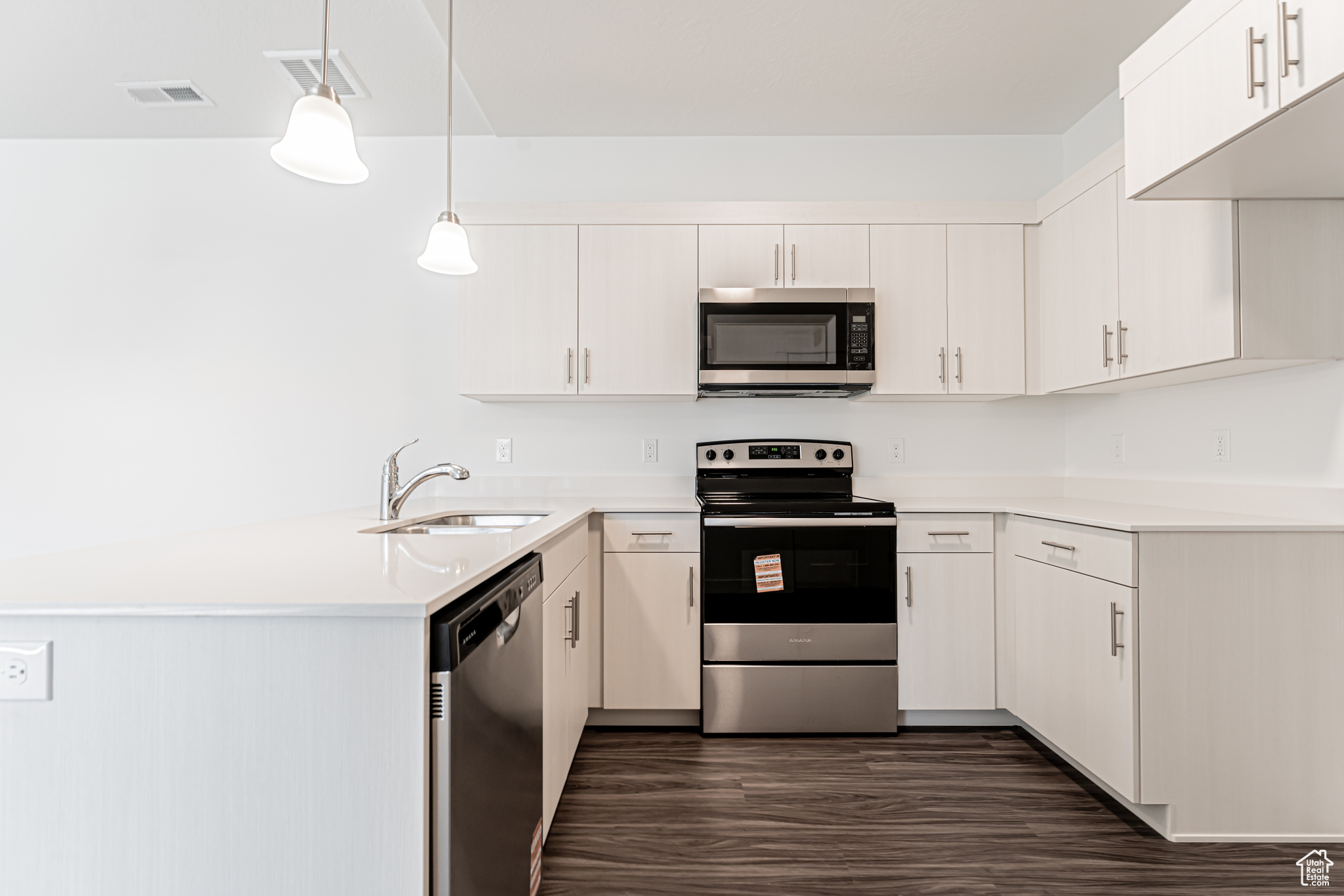 MOUNTAIN RIDGE - Residential