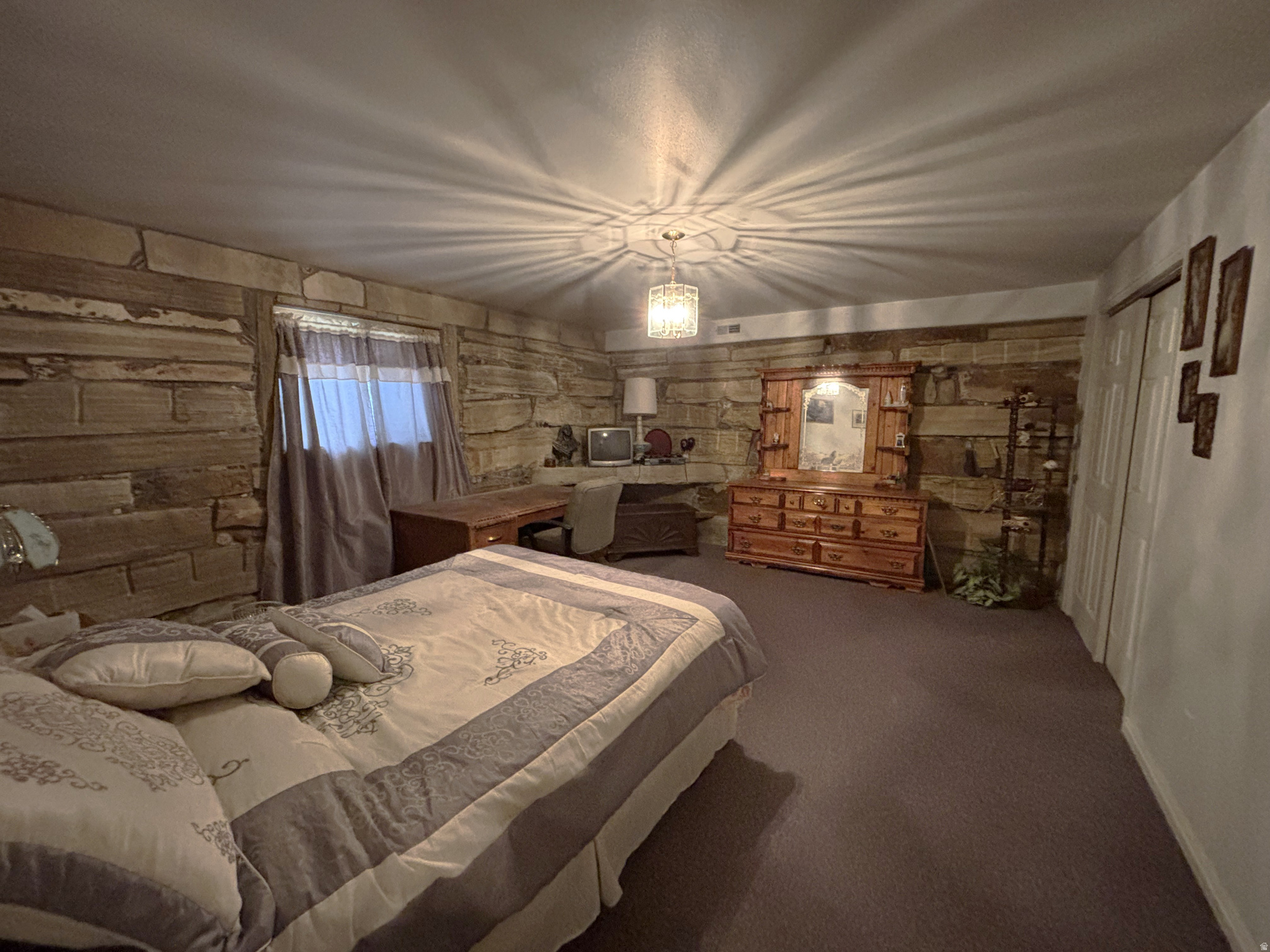 PIONEER ESTATES - Residential