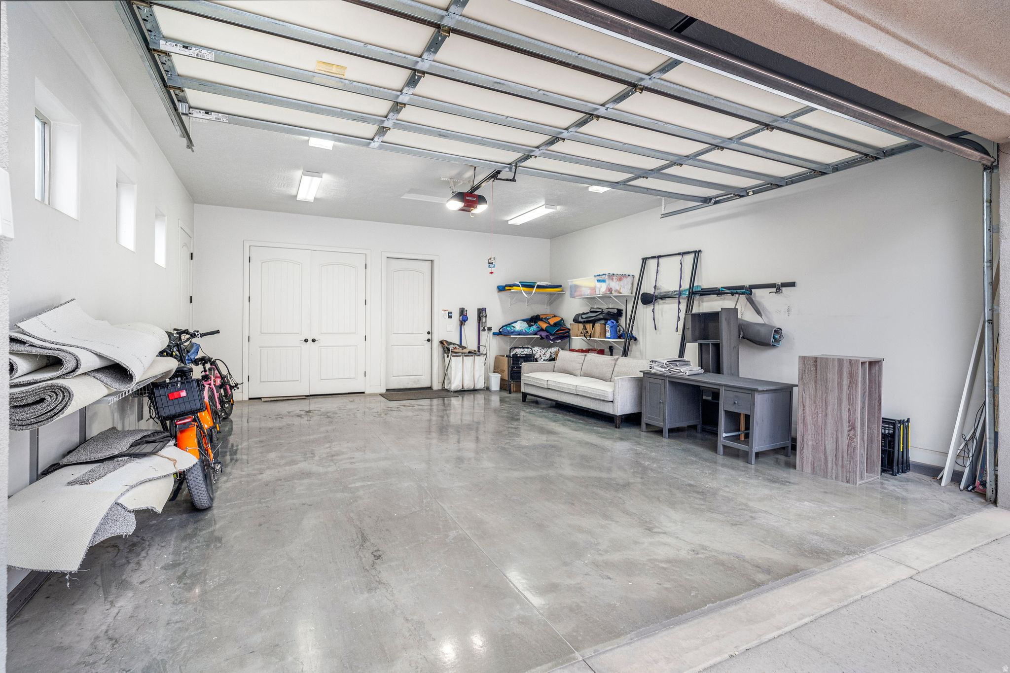 VIEWS AT STONE MOUNTAIN - Residential