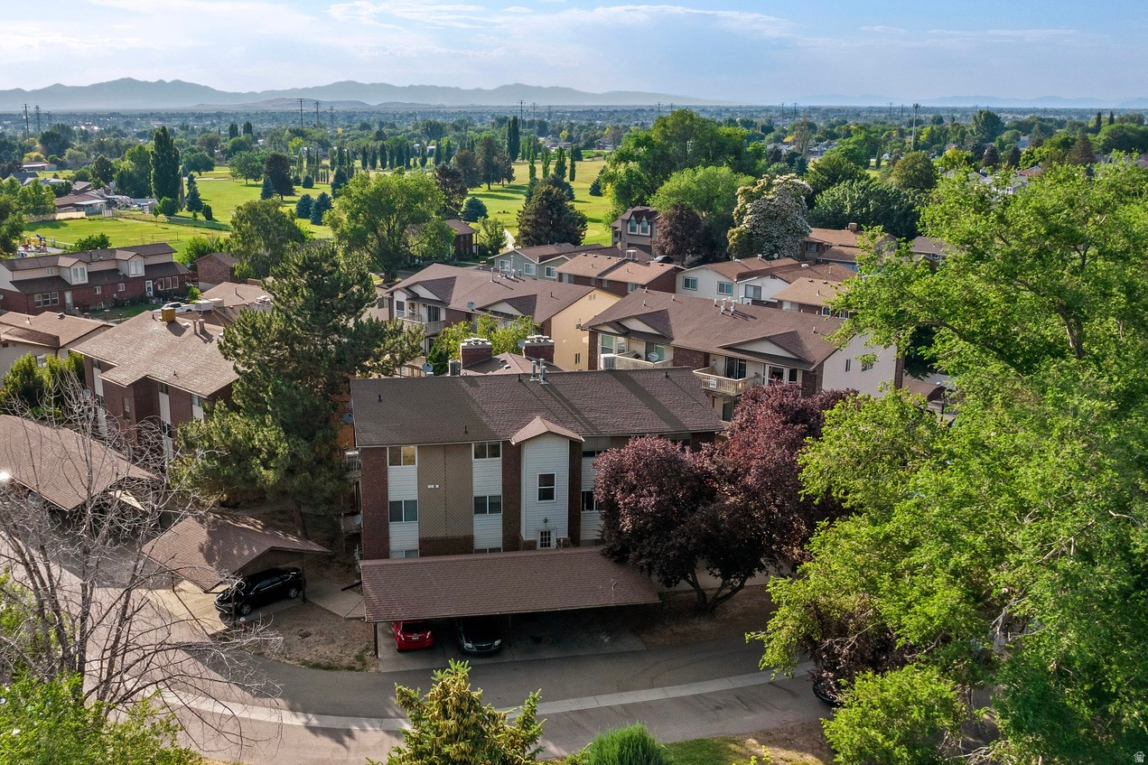 KENTWOOD - Residential