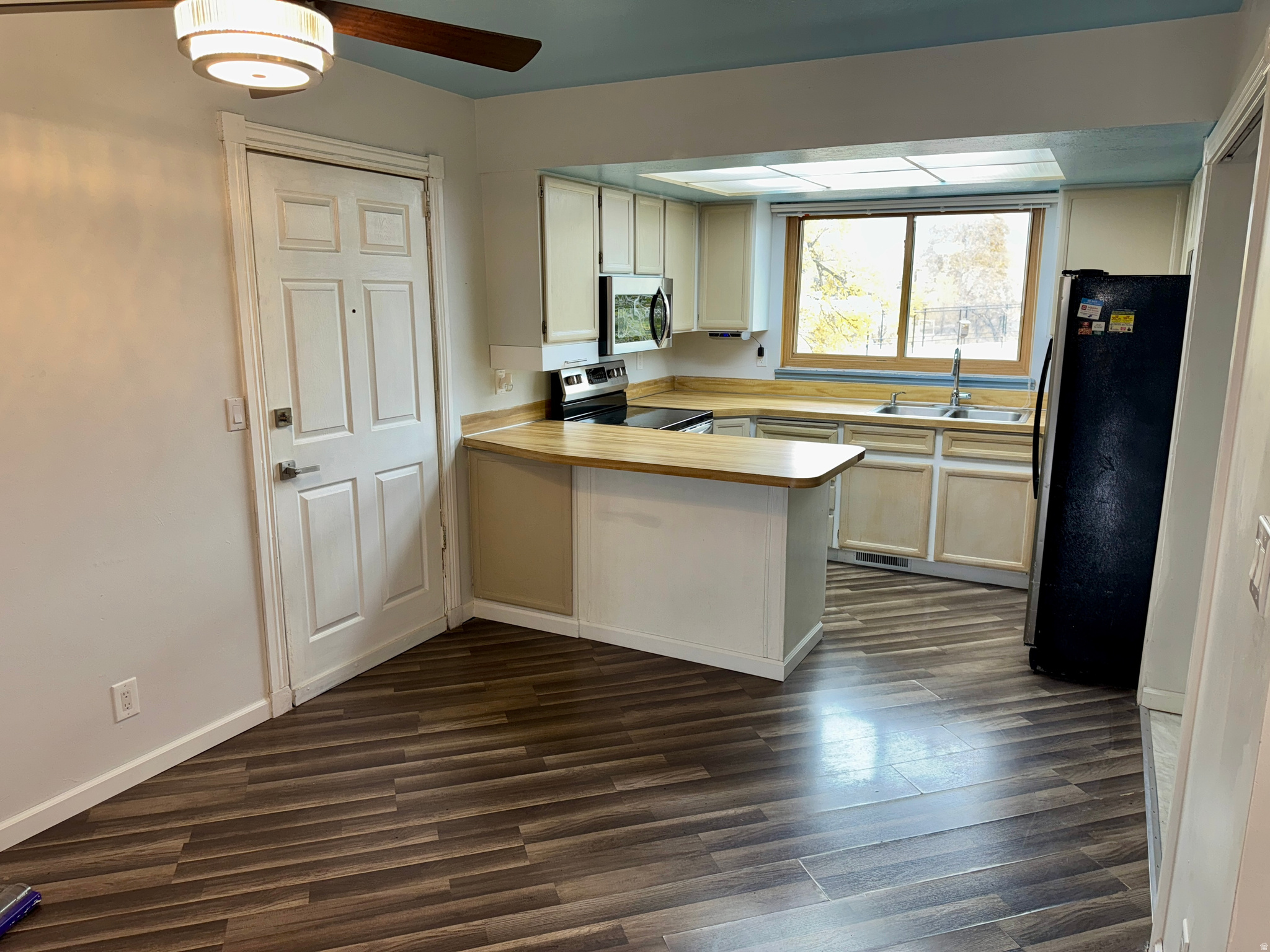 KENTWOOD - Residential