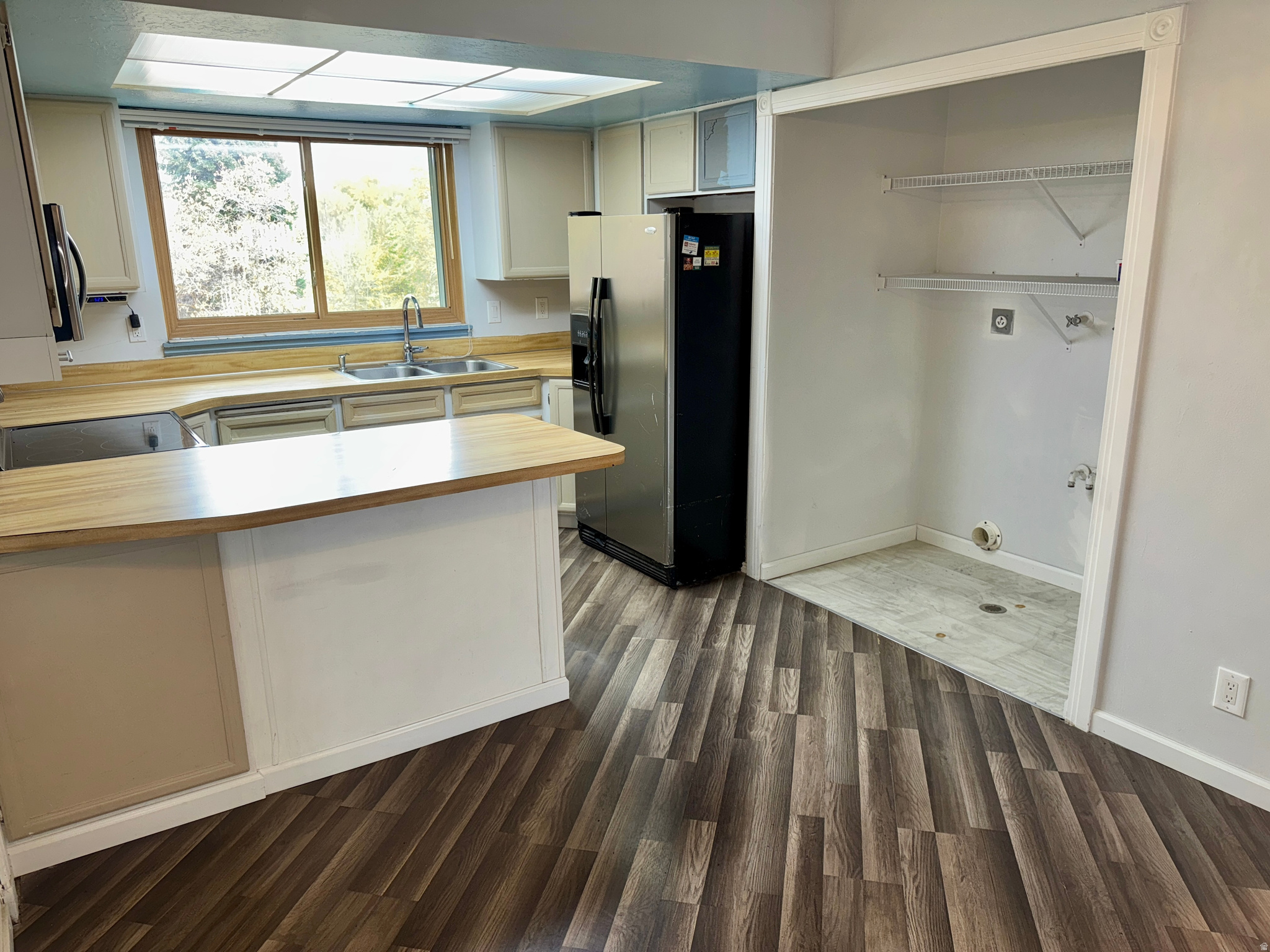 KENTWOOD - Residential