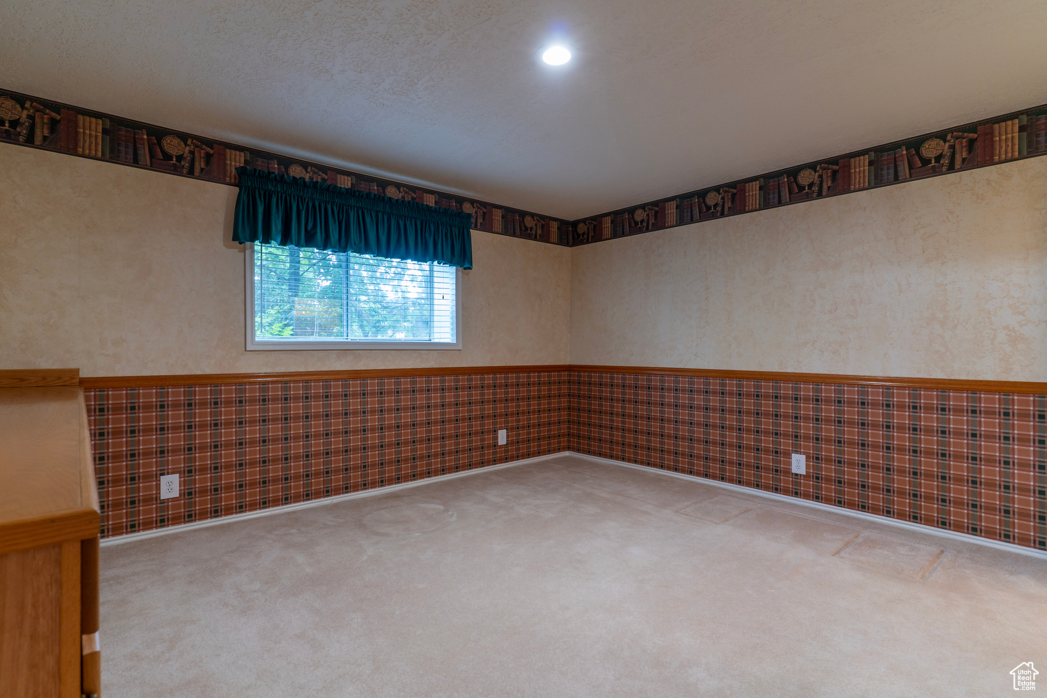 2485 E Stonebrook Cir, Sandy, Utah image 39