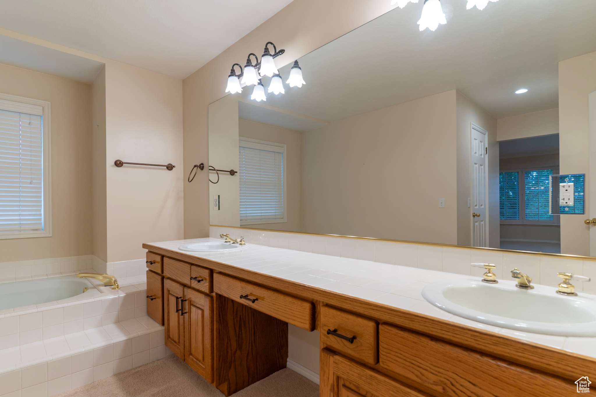 2485 E Stonebrook Cir, Sandy, Utah image 25