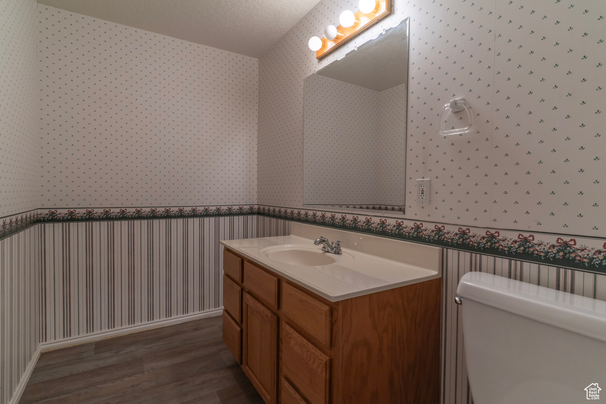 2485 E Stonebrook Cir, Sandy, Utah image 43