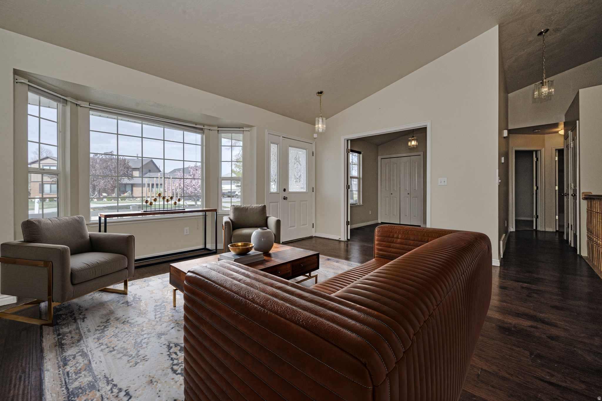 CRABAPPLE COVE - Residential