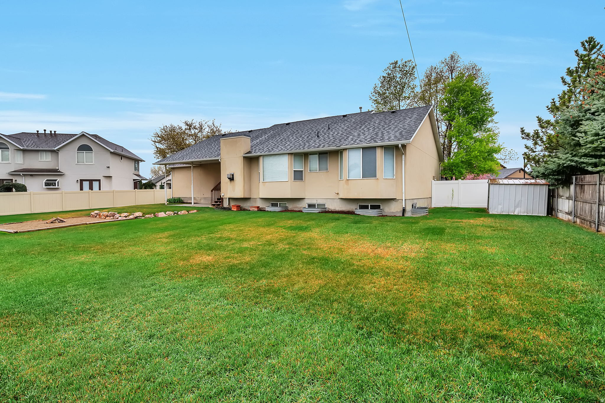 CRABAPPLE COVE - Residential