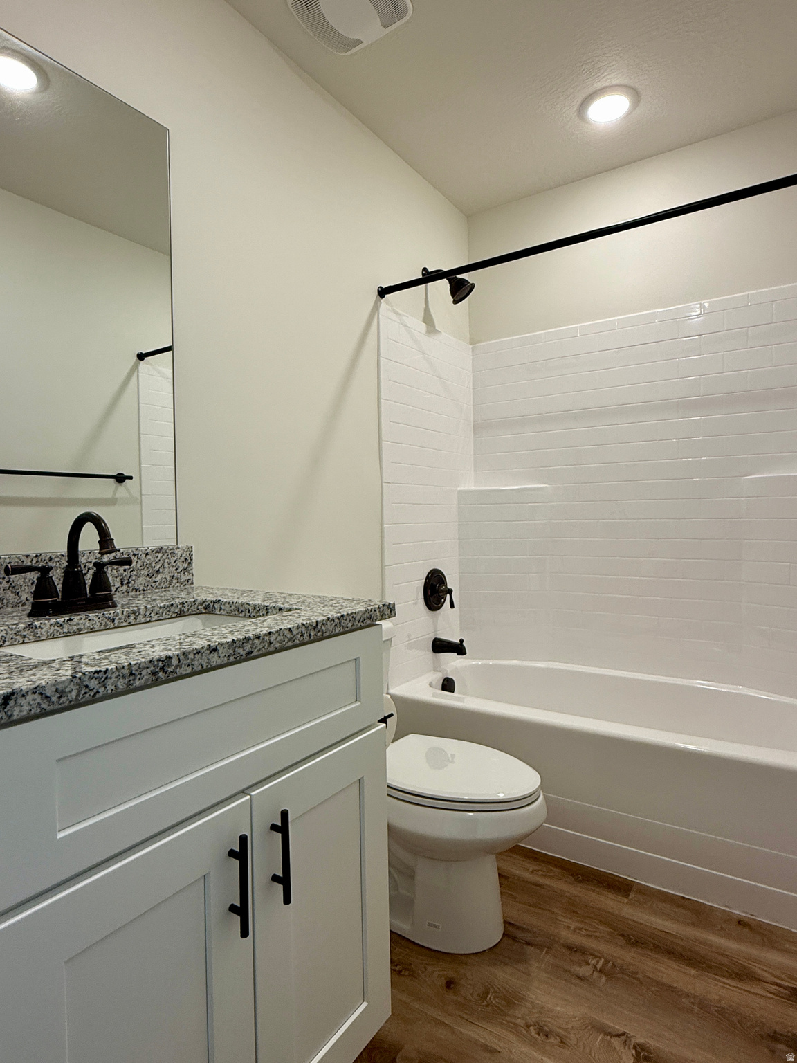 GOSSAMER PLACE - Residential Income