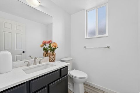 Tiny photo for 1029 N 250 W, American Fork, UT 84003 (MLS # 2139680)