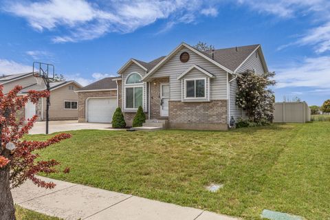 Tiny photo for 4933 S 3900 W, Roy, UT 84067 (MLS # 2152125)